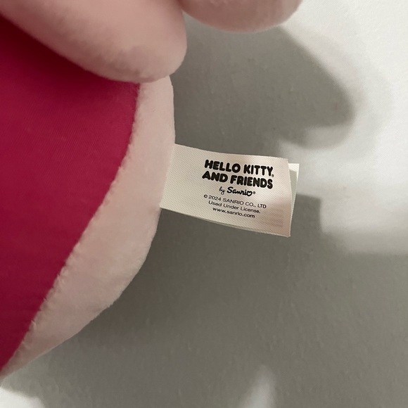 Sanrio Cinnamoroll 12” plush monochrome pink - Picture 5 of 9